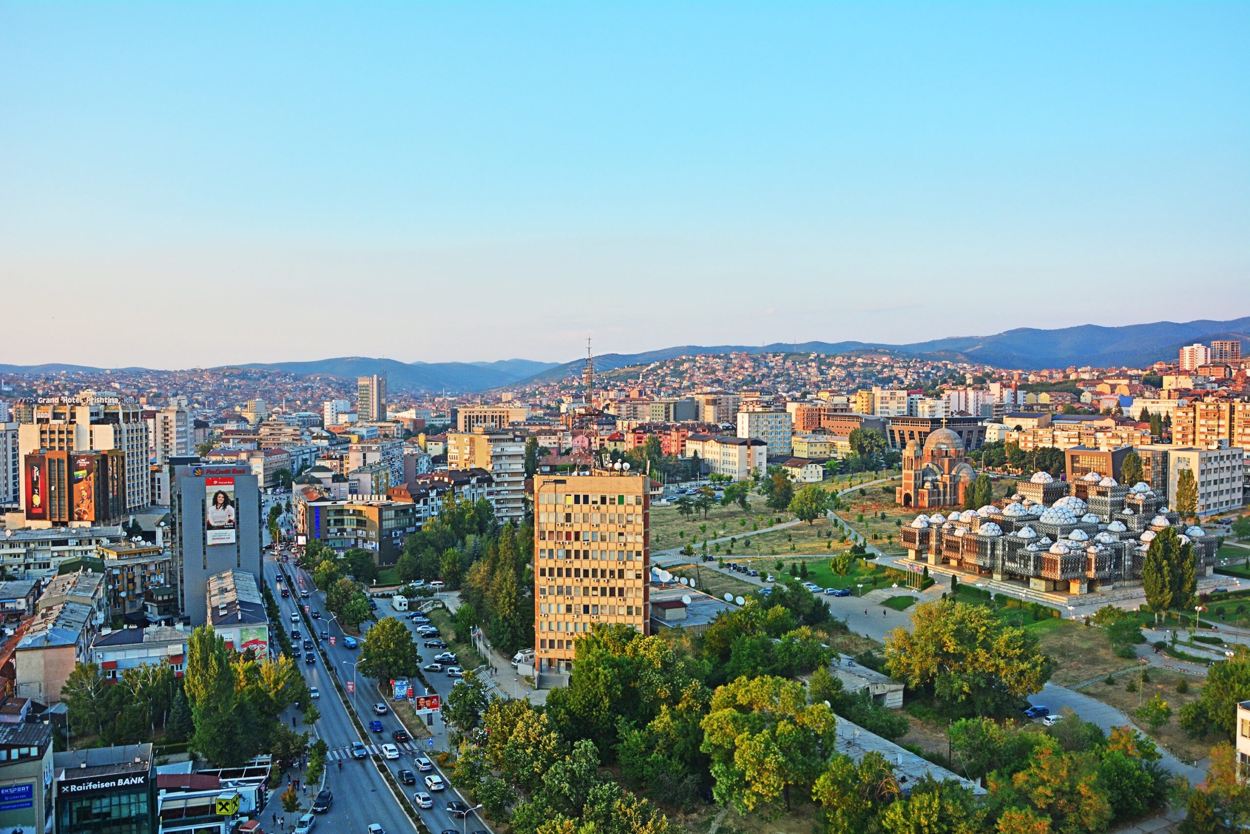 Kosova’da Oturum İzni ve İş Fırsatları